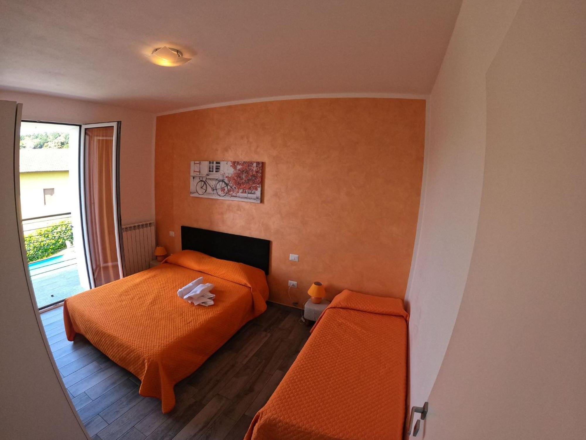 Casa Charlie Apartment Arcisate Стая снимка
